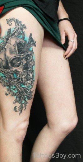 Skull And Clock Tattoo On Thigh-TB12136